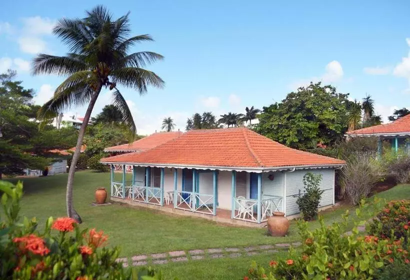 هتل Imperatrice Village   Résidence Sur La Plage