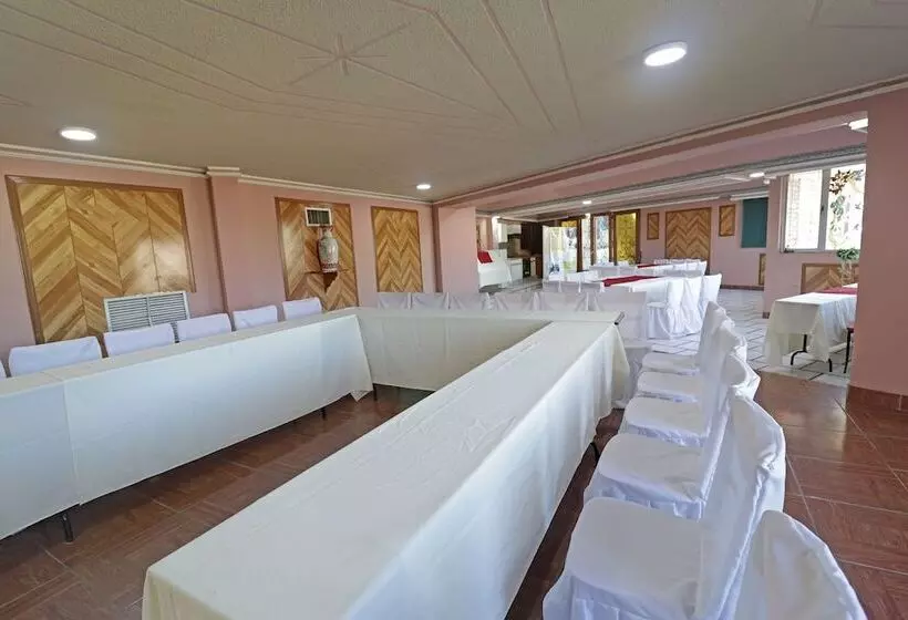 호텔 Imperial Saltillo