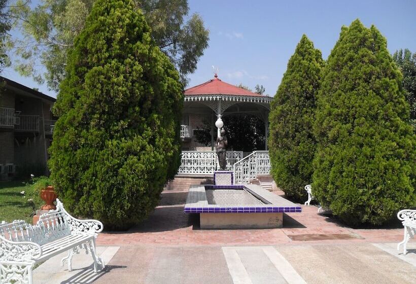 هتل Imperial Saltillo