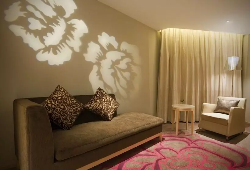 هتل Million Dragon