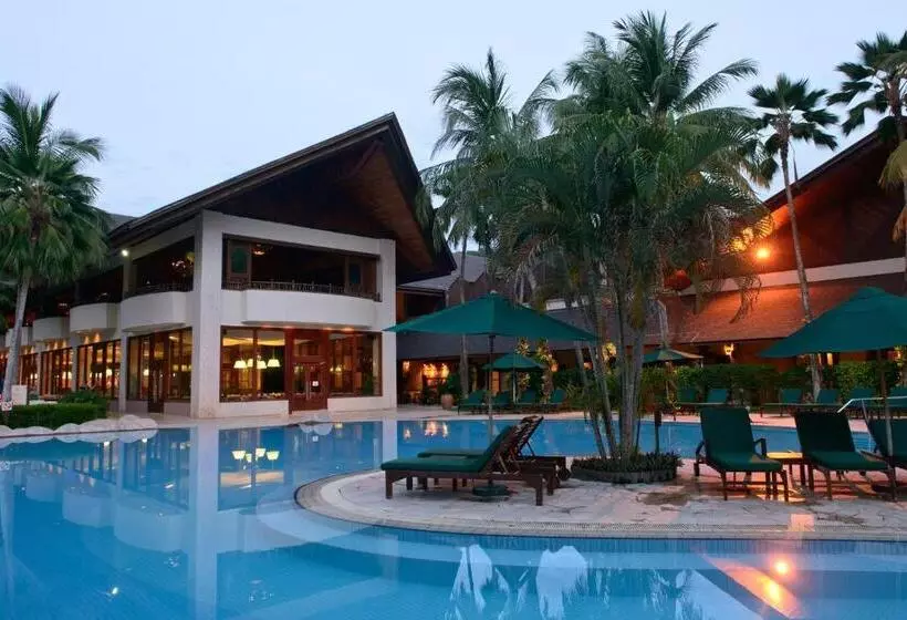 Nexus Resort & Spa Karambunai