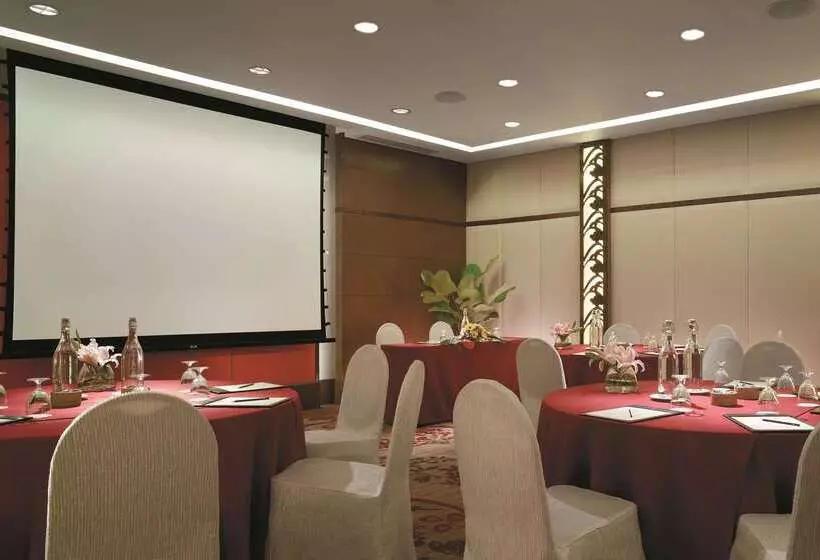 リゾートホテル Shangri La Rasa Ria, Kota Kinabalu