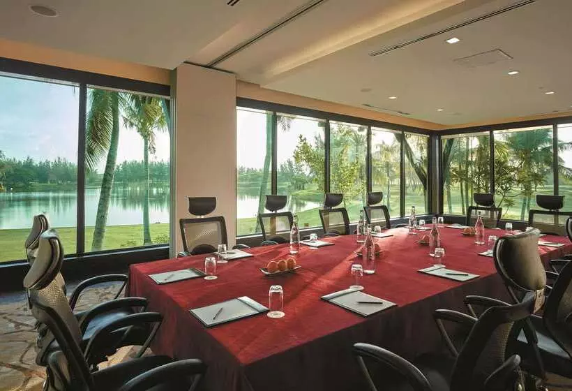 リゾートホテル Shangri La Rasa Ria, Kota Kinabalu