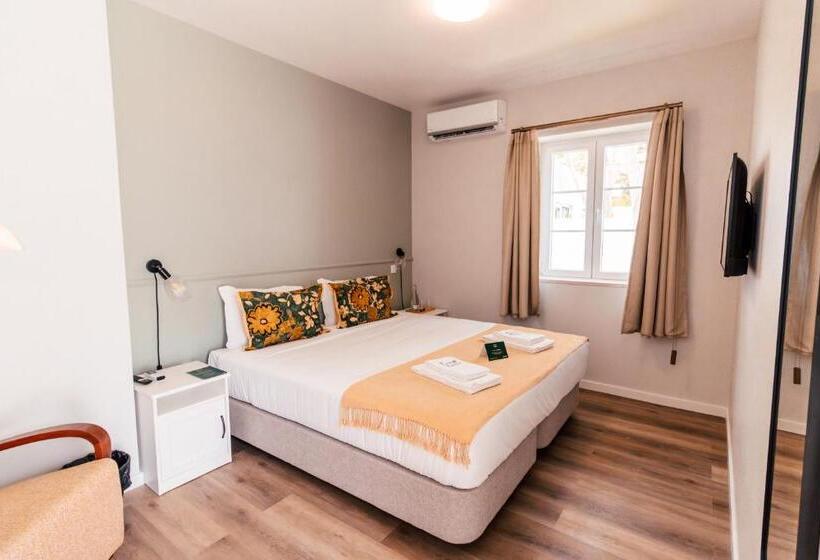 هاستل Dear Faro Guest House