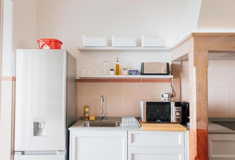 هاستل Dear Faro Guest House