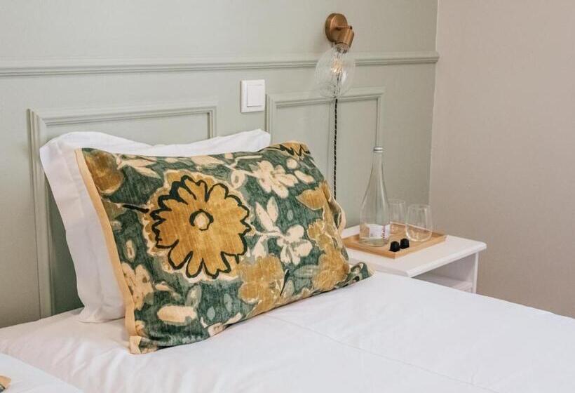 هاستل Dear Faro Guest House