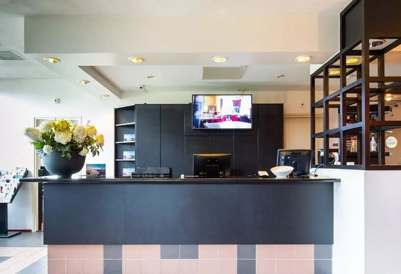 Bastion Hotel Leiden Oegstgeest