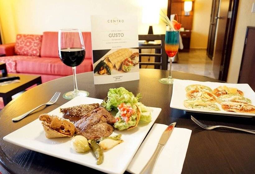 هتل Courtyard By Marriott Puebla Las Animas