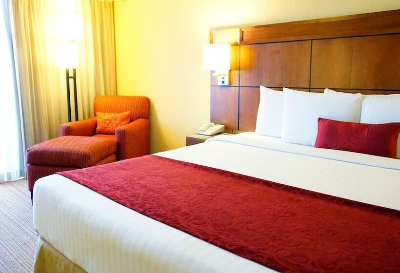 هتل Courtyard By Marriott Puebla Las Animas