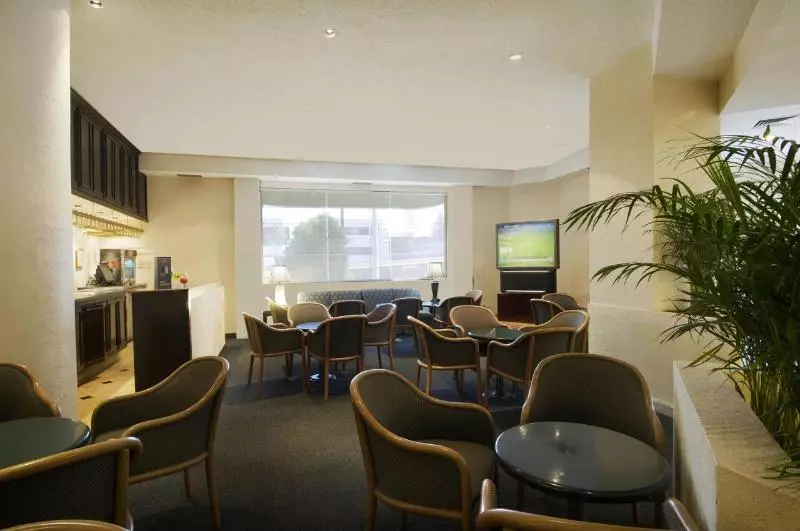 هتل Fiesta Inn Express Chihuahua