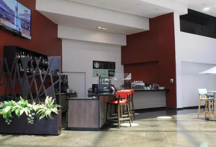 هتل Holiday Inn Mexico Dali Airport, An Ihg