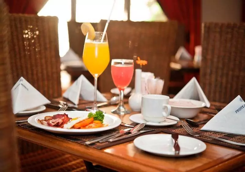 Protea Hotel By Marriott Walvis Bay Indongo