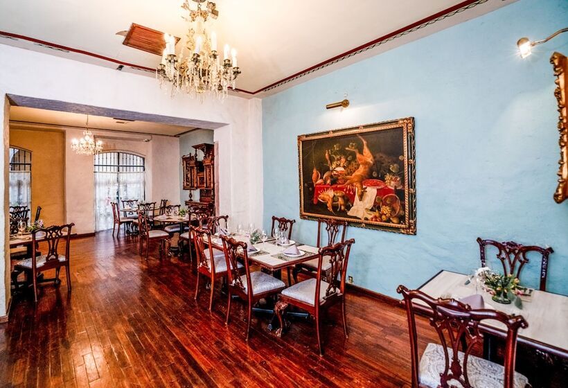 هتل La Casa De La Marquesa