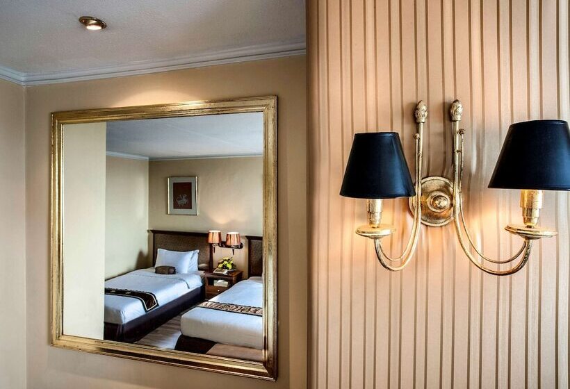 هتل Mercure Mandalay Hill Resort