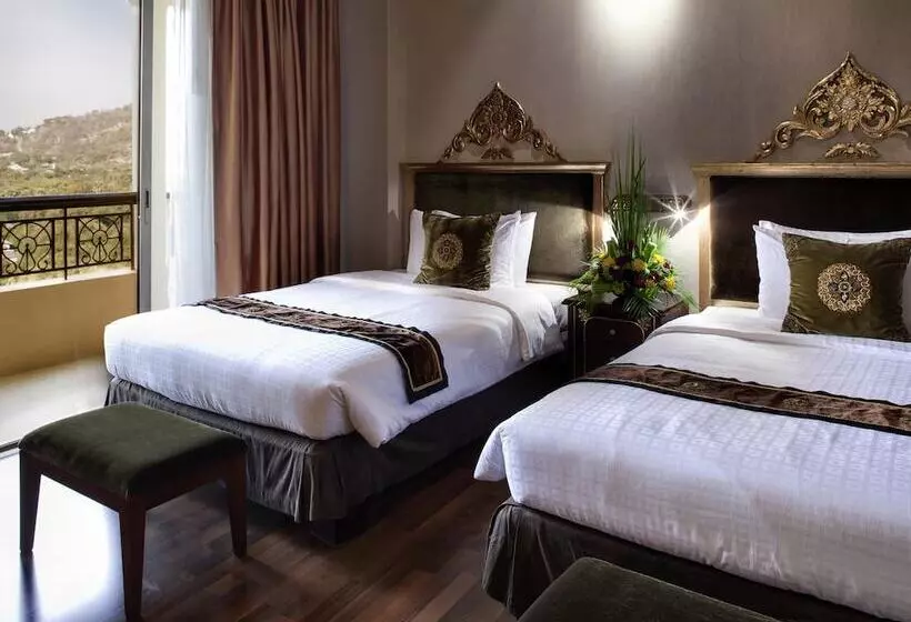 هتل Mercure Mandalay Hill Resort