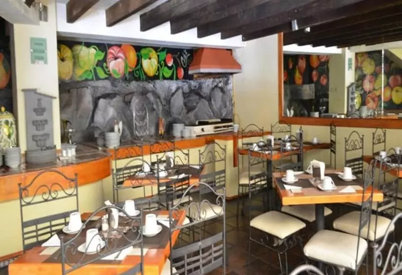 בית מלון כפרי Mision Xalapa Plaza De Las Convenciones