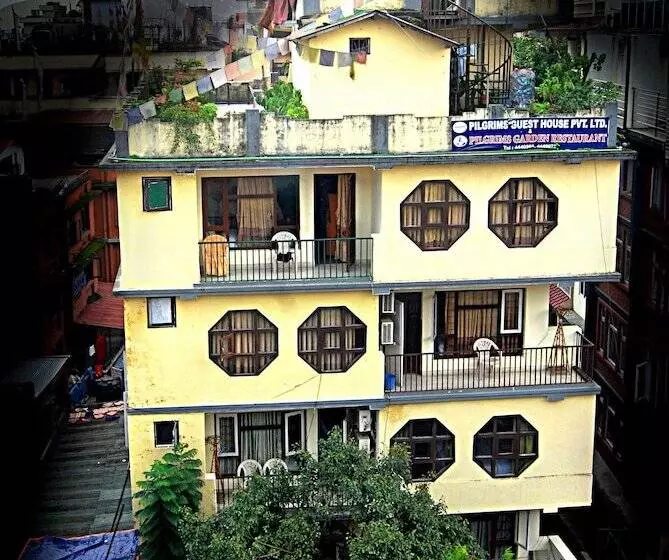 هتل Pilgrims Guest House