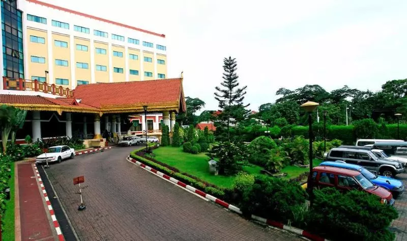 Hotelli Summit Parkview Yangon