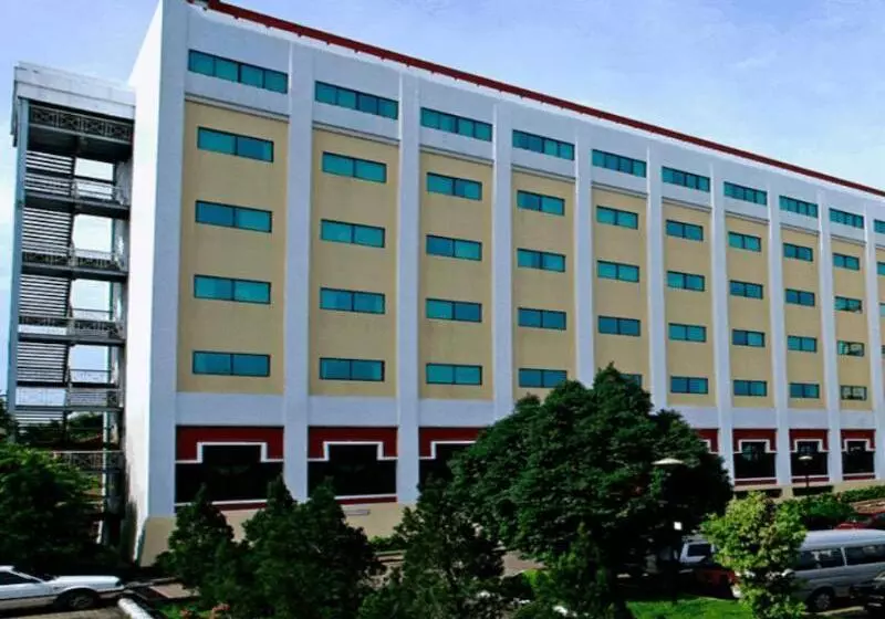 Hotelli Summit Parkview Yangon