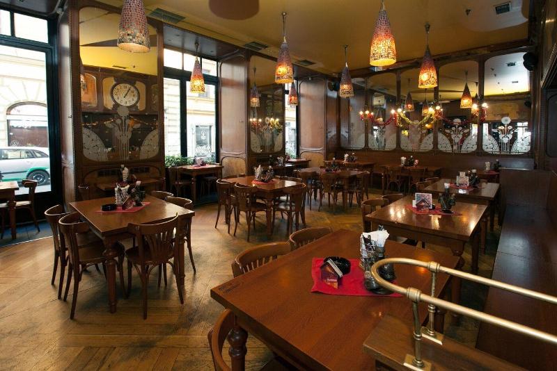 Selinor Old Town Apartments