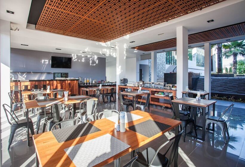 Chaweng Villawee Hotel   Sha Plus