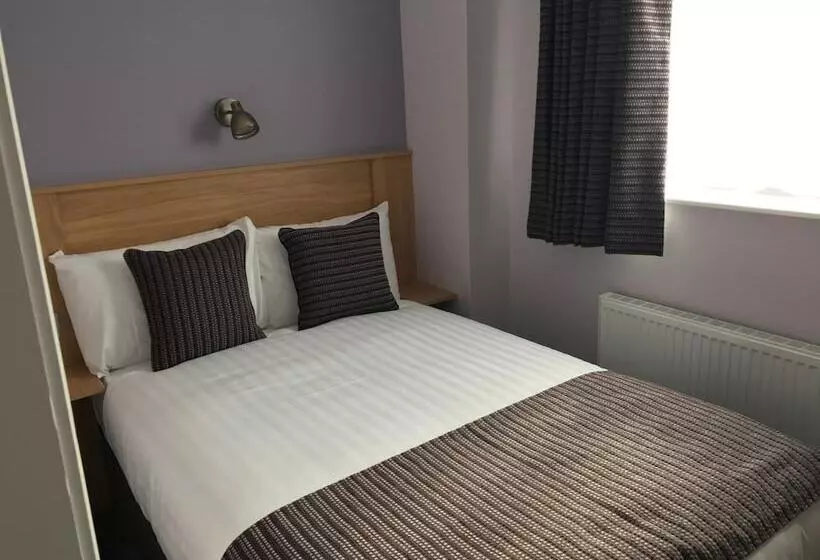 مسافرخانه Kennedy S Pub Drumcondra