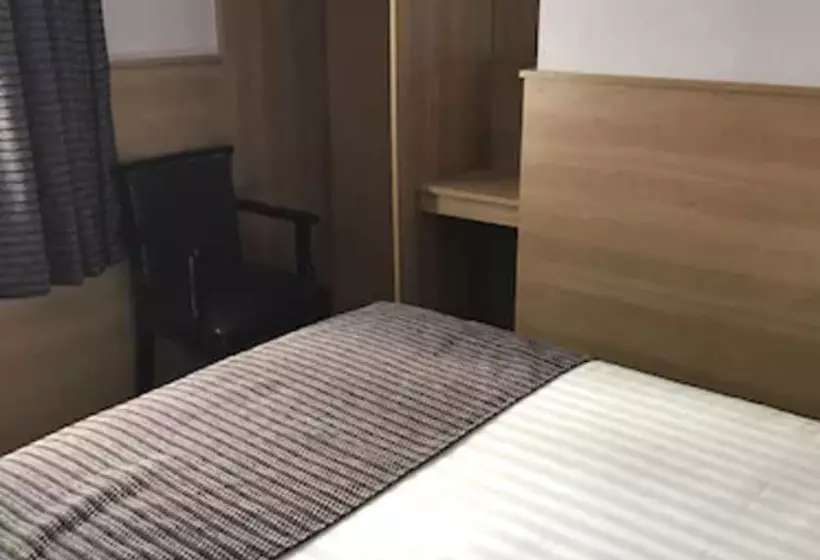 مسافرخانه Kennedy S Pub Drumcondra