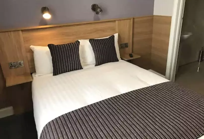 مسافرخانه Kennedy S Pub Drumcondra