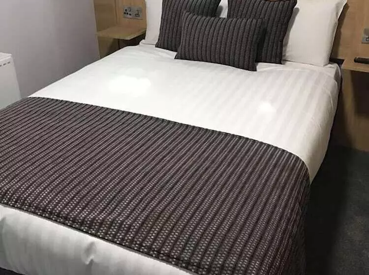 مسافرخانه Kennedy S Pub Drumcondra