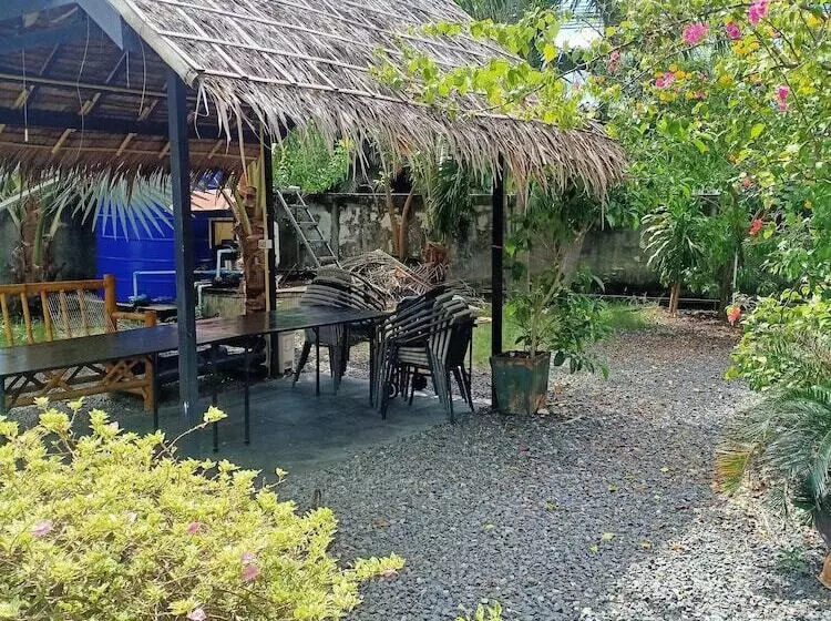 هتل Coconoi Residence