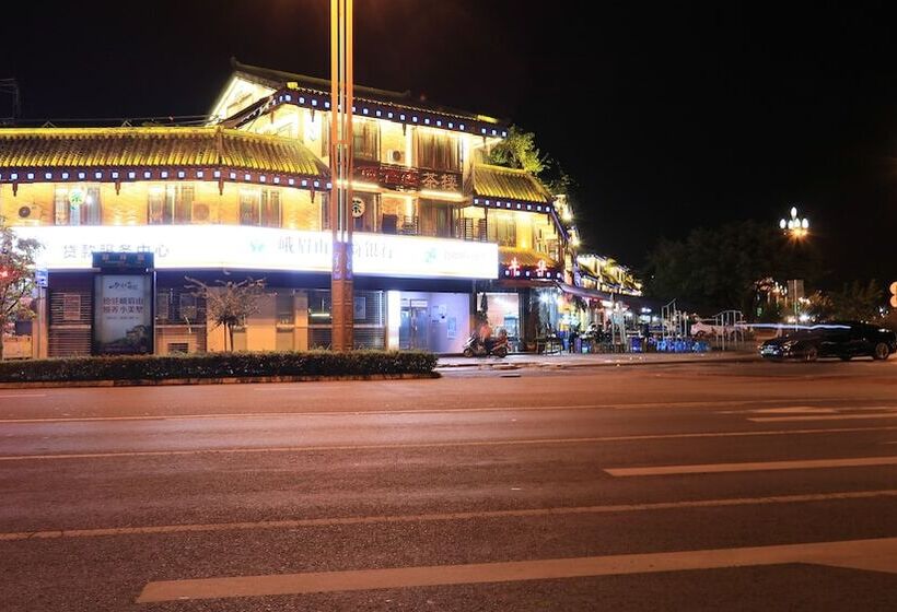 בית מלון כפרי Happy