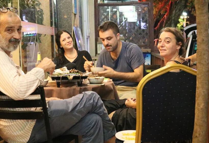 בית מלון כפרי Happy