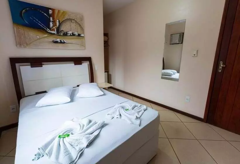 Hotelli Lonier Praia Inn Flats