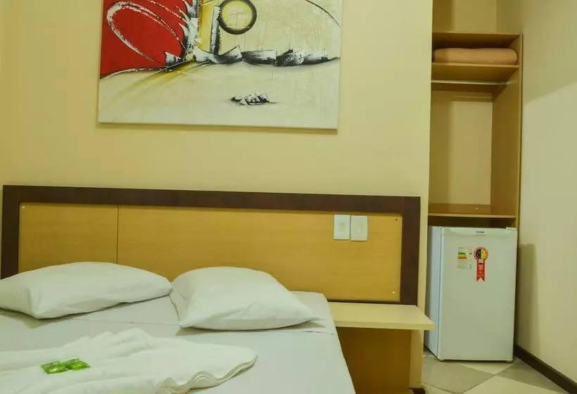 Hotelli Lonier Praia Inn Flats