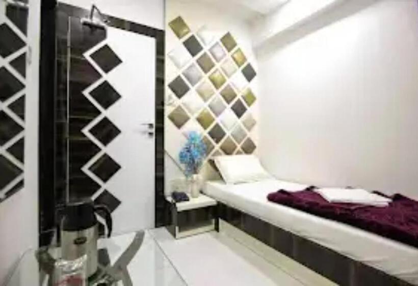 Отель Pearl , Vashi