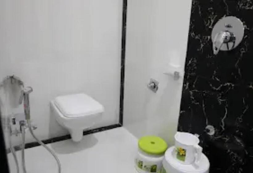 Отель Pearl , Vashi