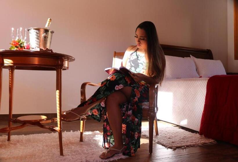 ホテル Pousada Jardim Da Luz