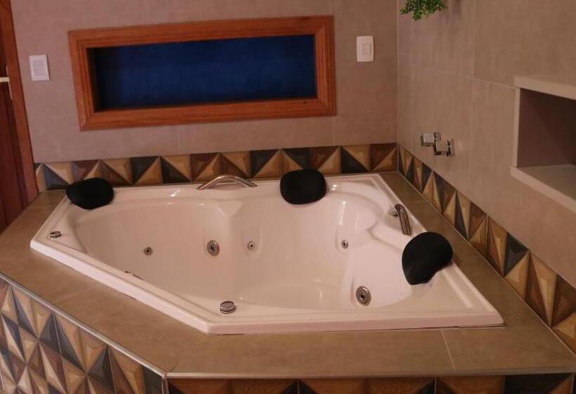 ホテル Pousada Jardim Da Luz