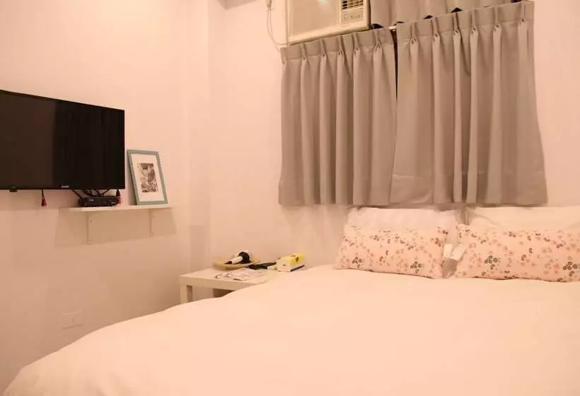 پانسیون Fengjia Base14 Hostel