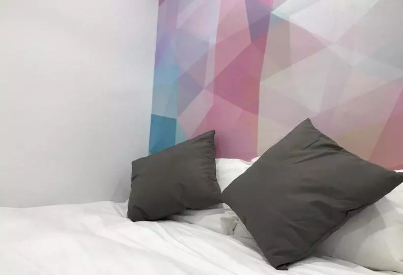 پانسیون Fengjia Base14 Hostel