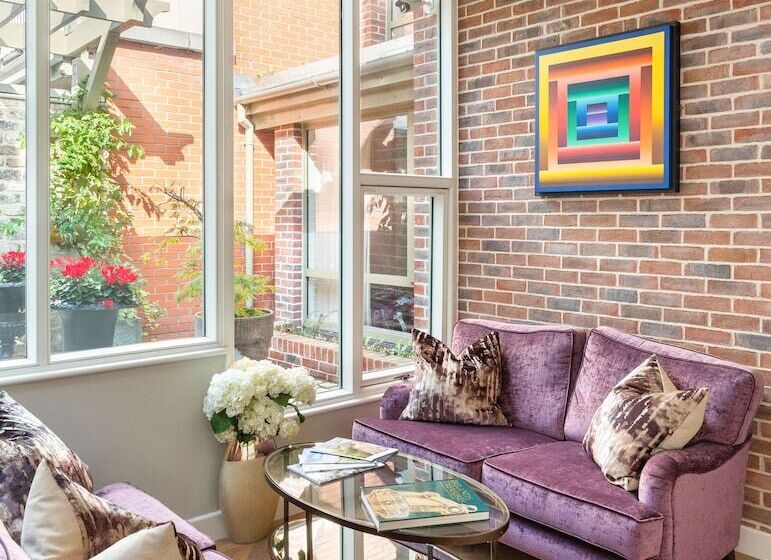 膳宿费 Gardiner Lodge