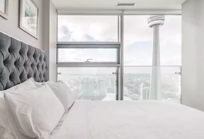 Globalstay. Maple Leaf Square