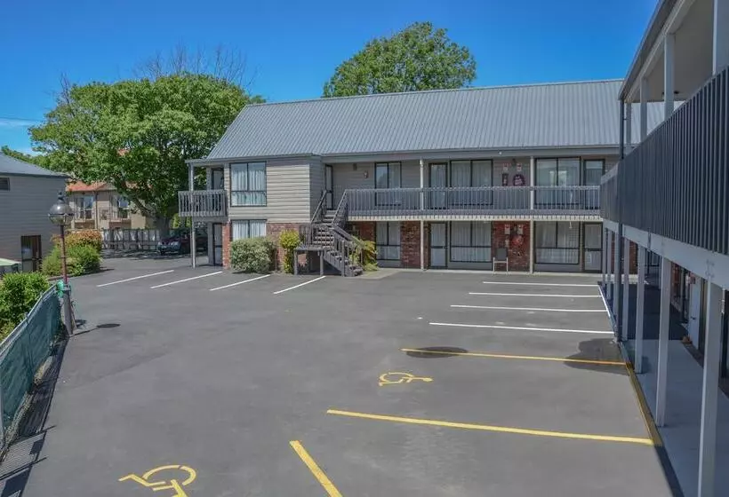 Hotelli Ashford Motor Lodge
