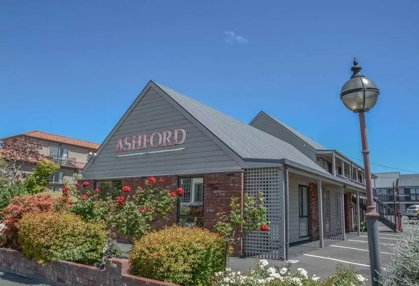 Hotelli Ashford Motor Lodge