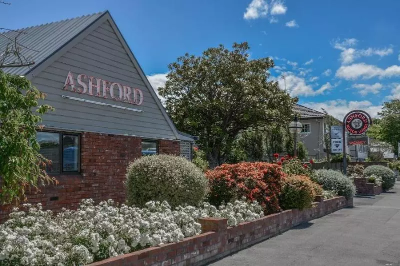 Hotelli Ashford Motor Lodge