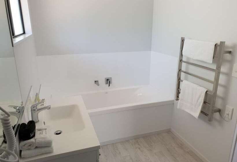 בית מלון כפרי Durham Court Motor Inn