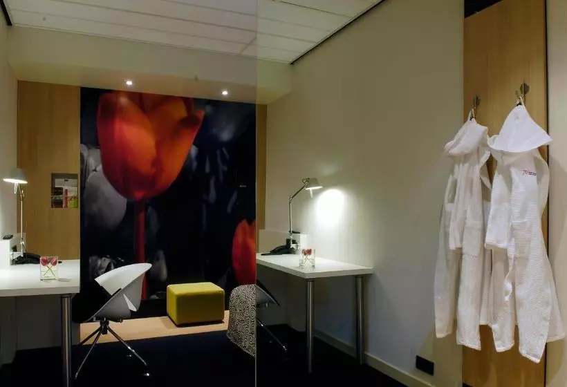 호텔 Mercure Schiphol Terminal