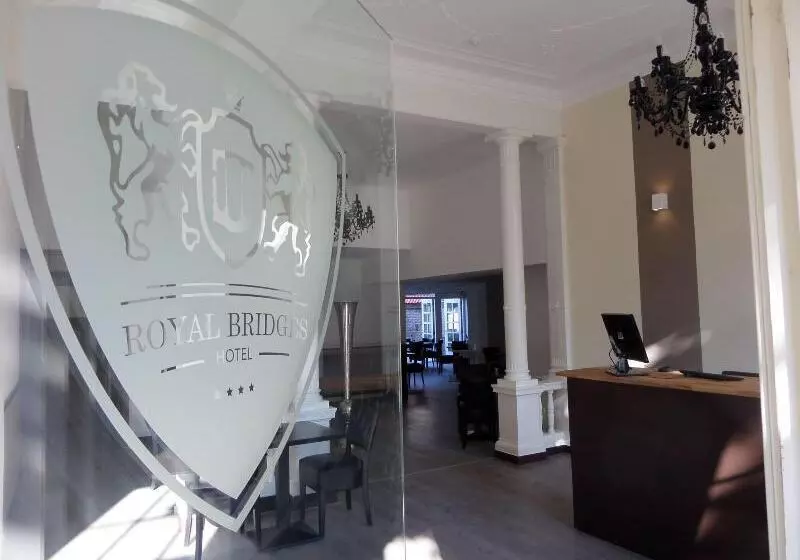 酒店 Royal Bridges