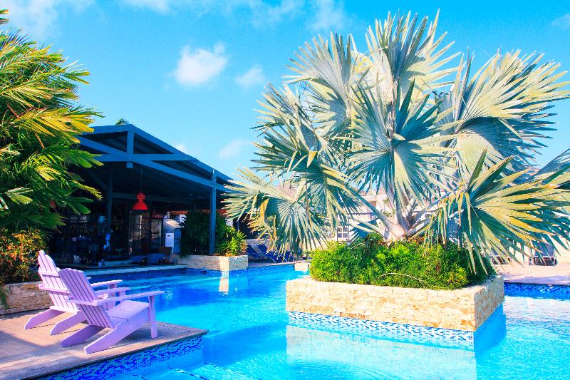 Trupial Hotel & Casino