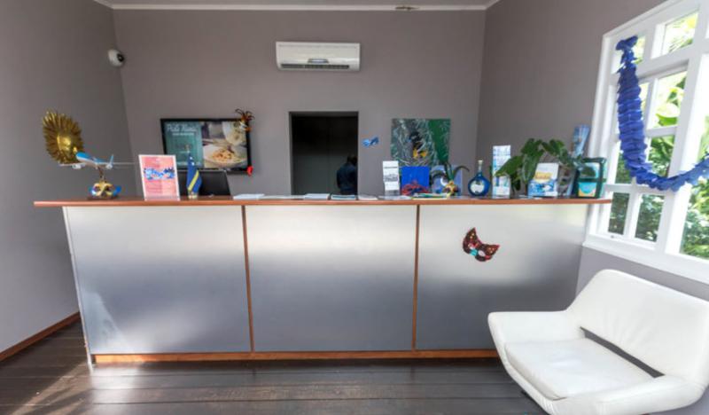 Trupial Hotel & Casino